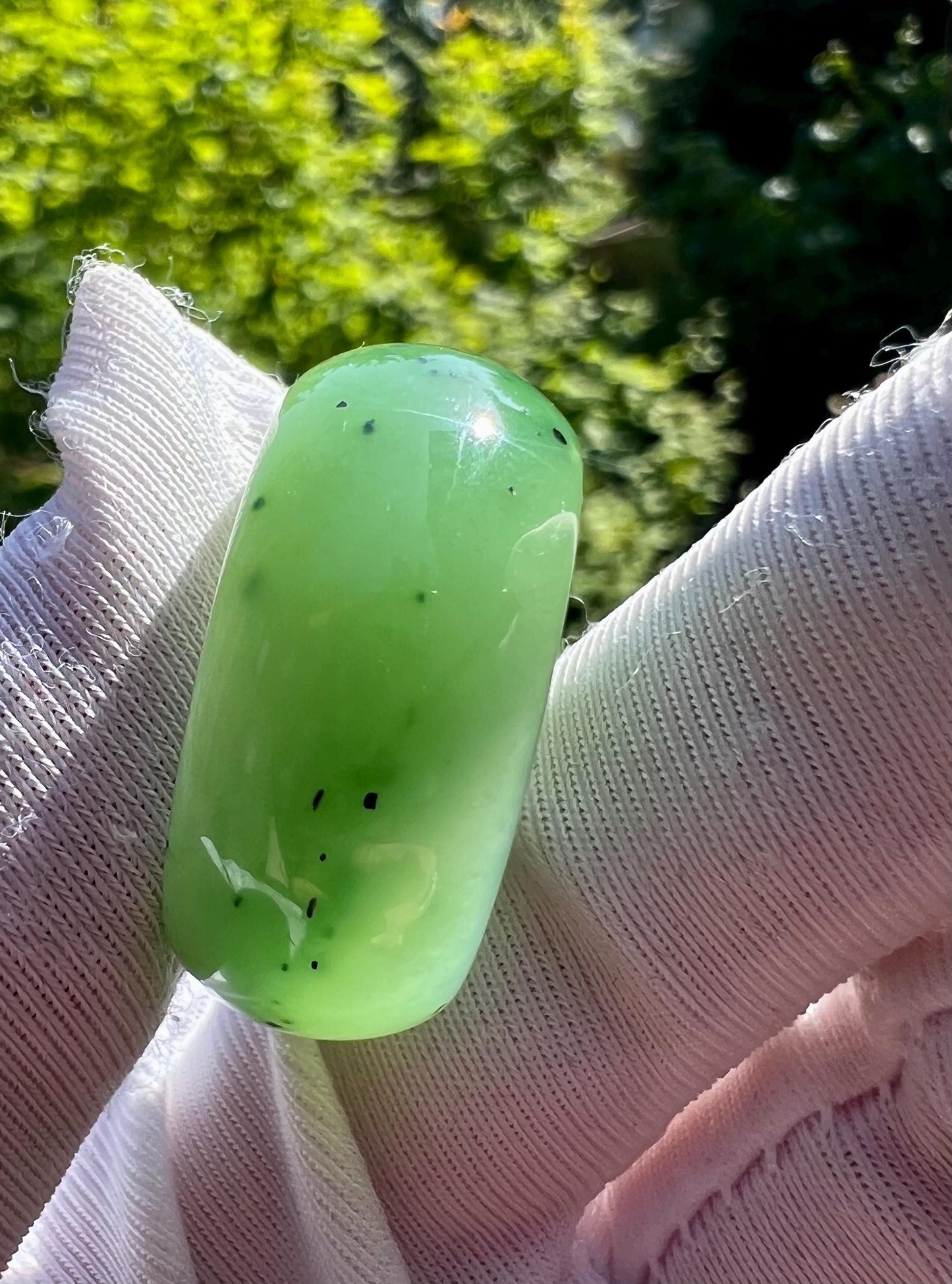 19.7mm Certified natural nephrite green jade/ green Nephrite ring/Thumb band ring/天然 碧玉 指环 戒指 果阳绿扳指 宽轮胎戒圈#8983 US size 9 1/4