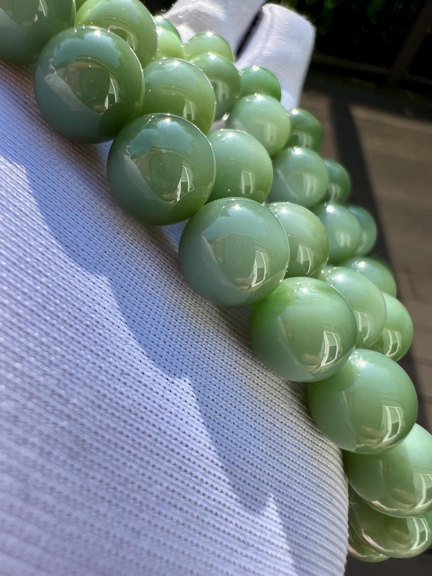 9.5mm Certified natural nephrite green jade/ bluish green nephrite necklace 天然精品软玉 碧玉项链 粉青起莹光 #3070 肉底 夹层料