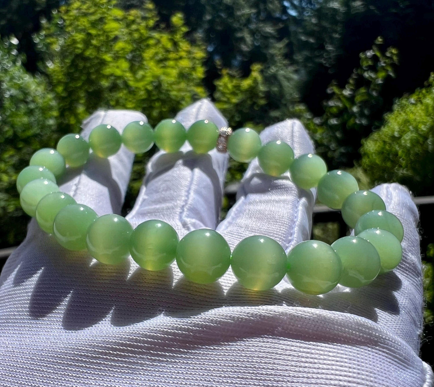 8mm Certified natural nephrite green jade/vivid chatoyant green nephrite Bracelet天然精品 碧玉手串 粉绿/粉青猫眼#3068 一线活猫