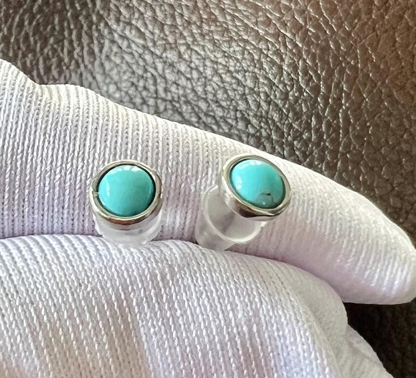 Certified natural turquoise earrings /light blue turquoise/round shape stud earrings sterling silver/ 天然湖北绿松石耳钉 原矿无优化 浅蓝色圆形纯银耳环#0869