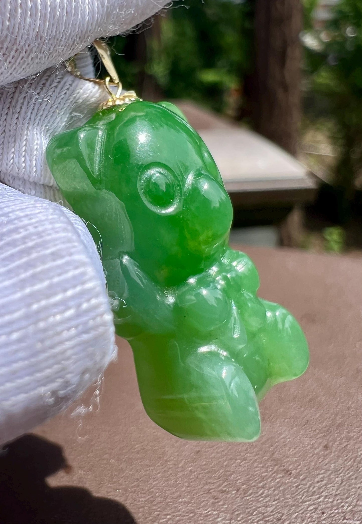 Certified natural nephrite green jade/Siberian bright green nephrite carved Bear pendant necklace/gold 18k天然碧玉 阳绿小熊/挥手熊吊坠 起莹光#7428