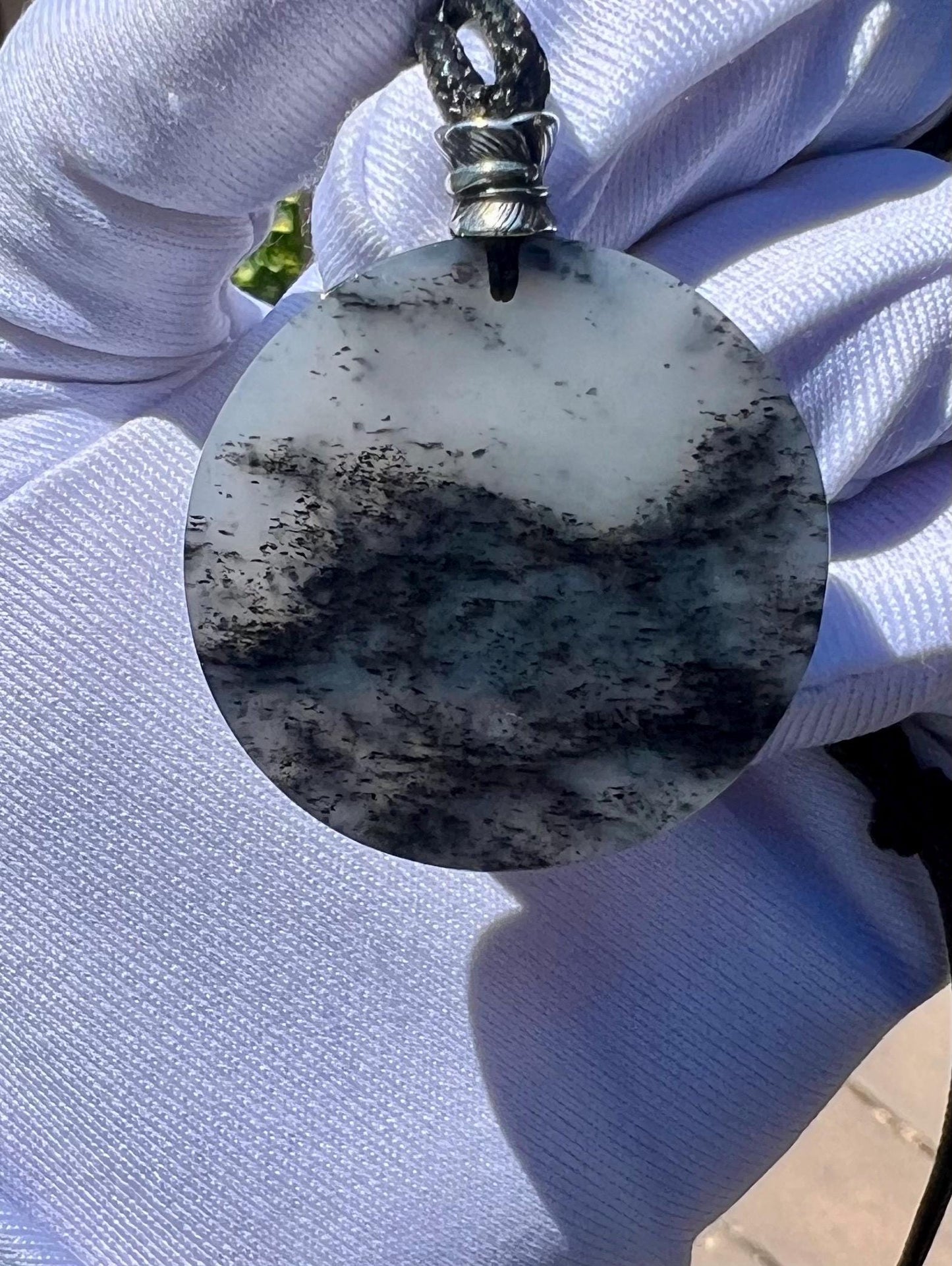 Certified natural jade /black and white nephrite round safety pendant necklace/qinghua nephrite nothing pendant天然软玉 水墨青花圆牌 无事牌吊坠 #1006