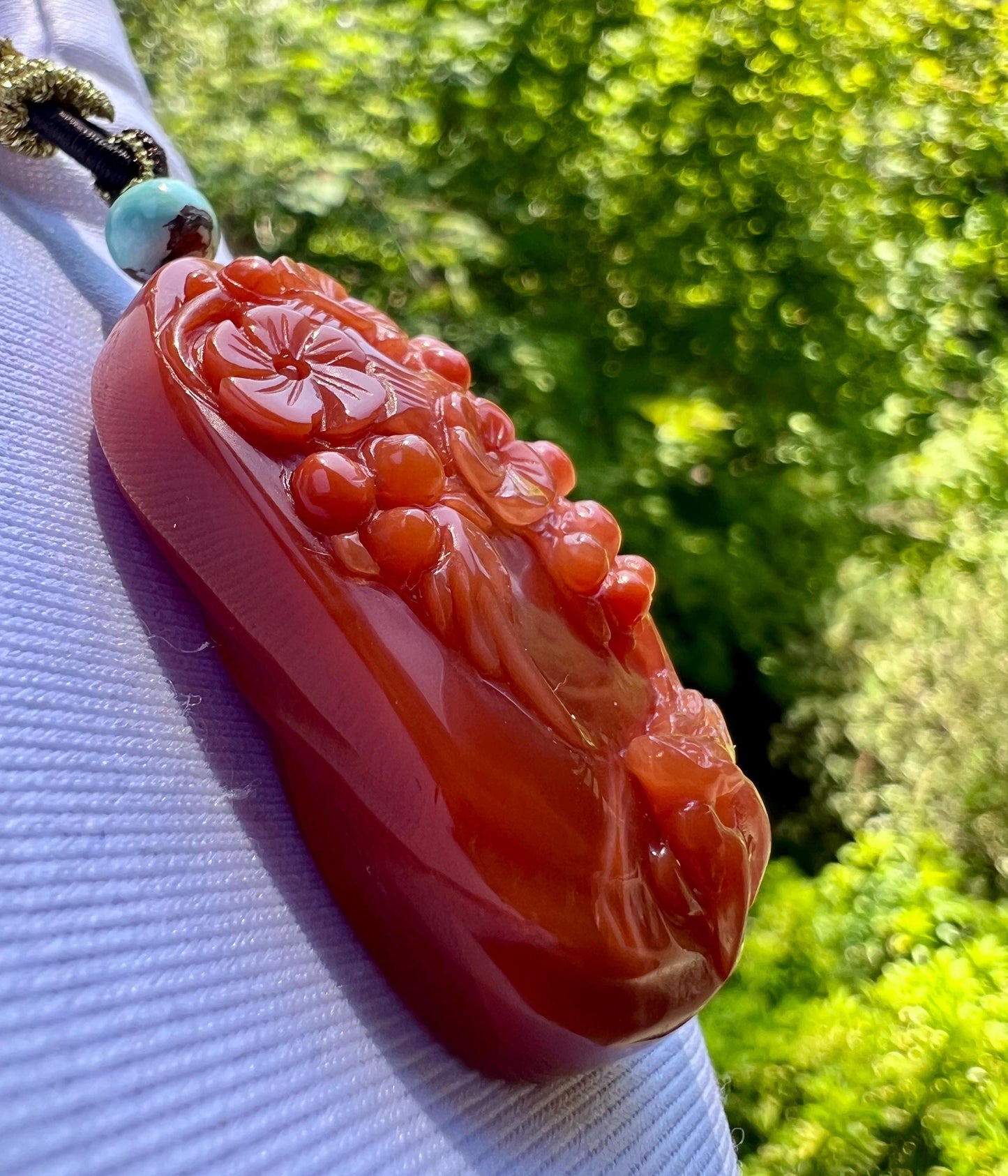 Certified natural Nanhong Agate carved sika deer and plum blossom Pendant necklace, Southern Red Agate Pendant 天然精品保山南红 手工雕刻一鹿有你吊坠 无事牌 #9548