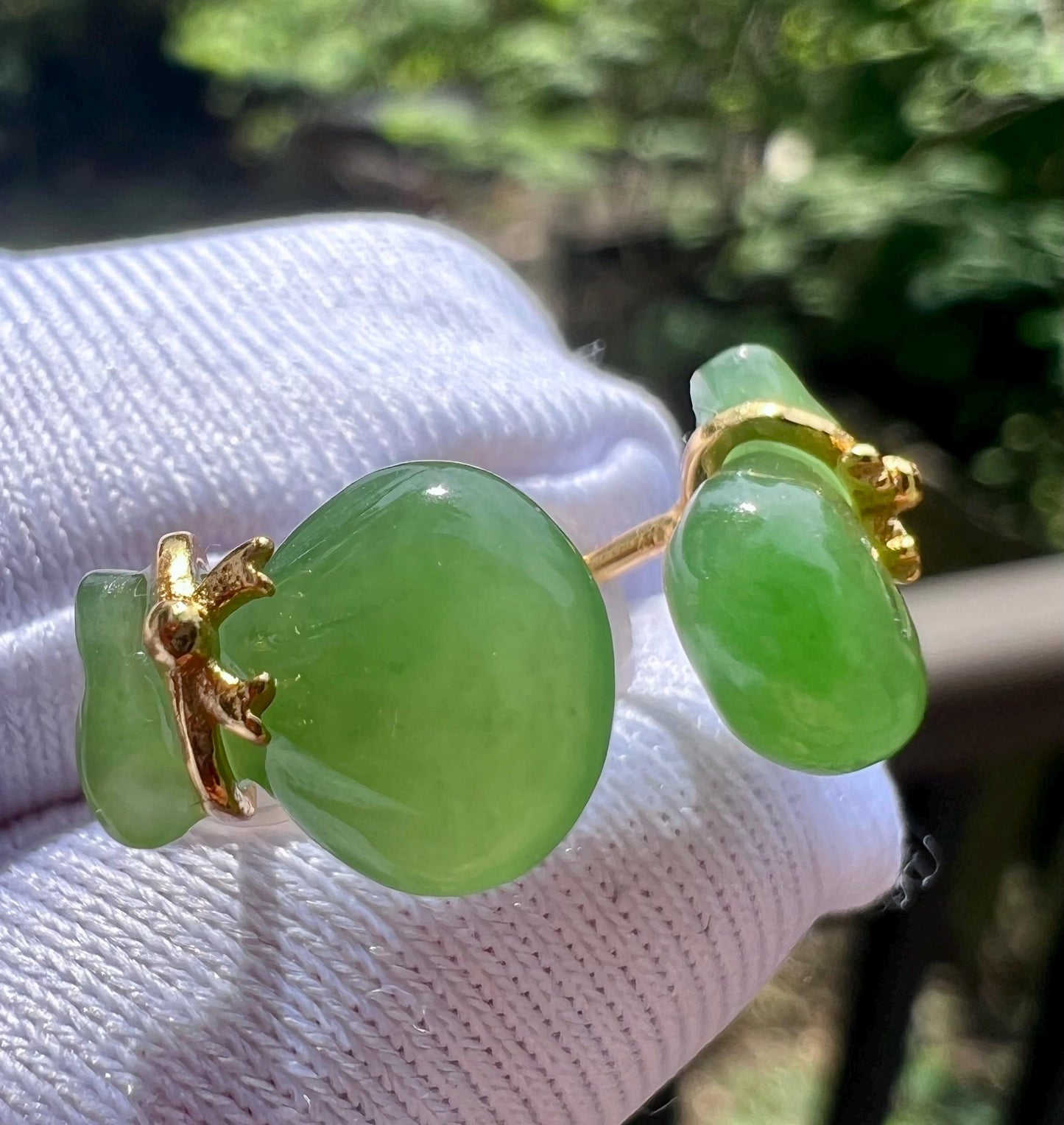 Certified natural nephrite green jade/green nephrite purse shaped/lucky bag earrings/S925 stud earrings 天然软玉 碧玉福袋耳环 纯银耳钉#3586 果阳绿
