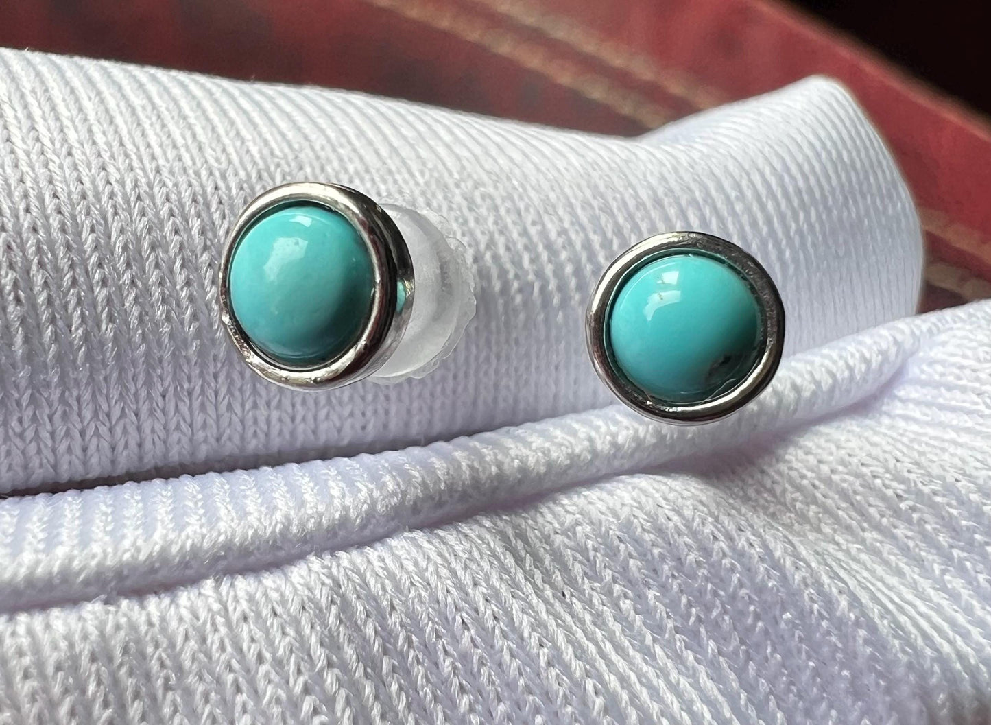 Certified natural turquoise earrings /light blue turquoise/round shape stud earrings sterling silver/ 天然湖北绿松石耳钉 原矿无优化 浅蓝色圆形纯银耳环#0869