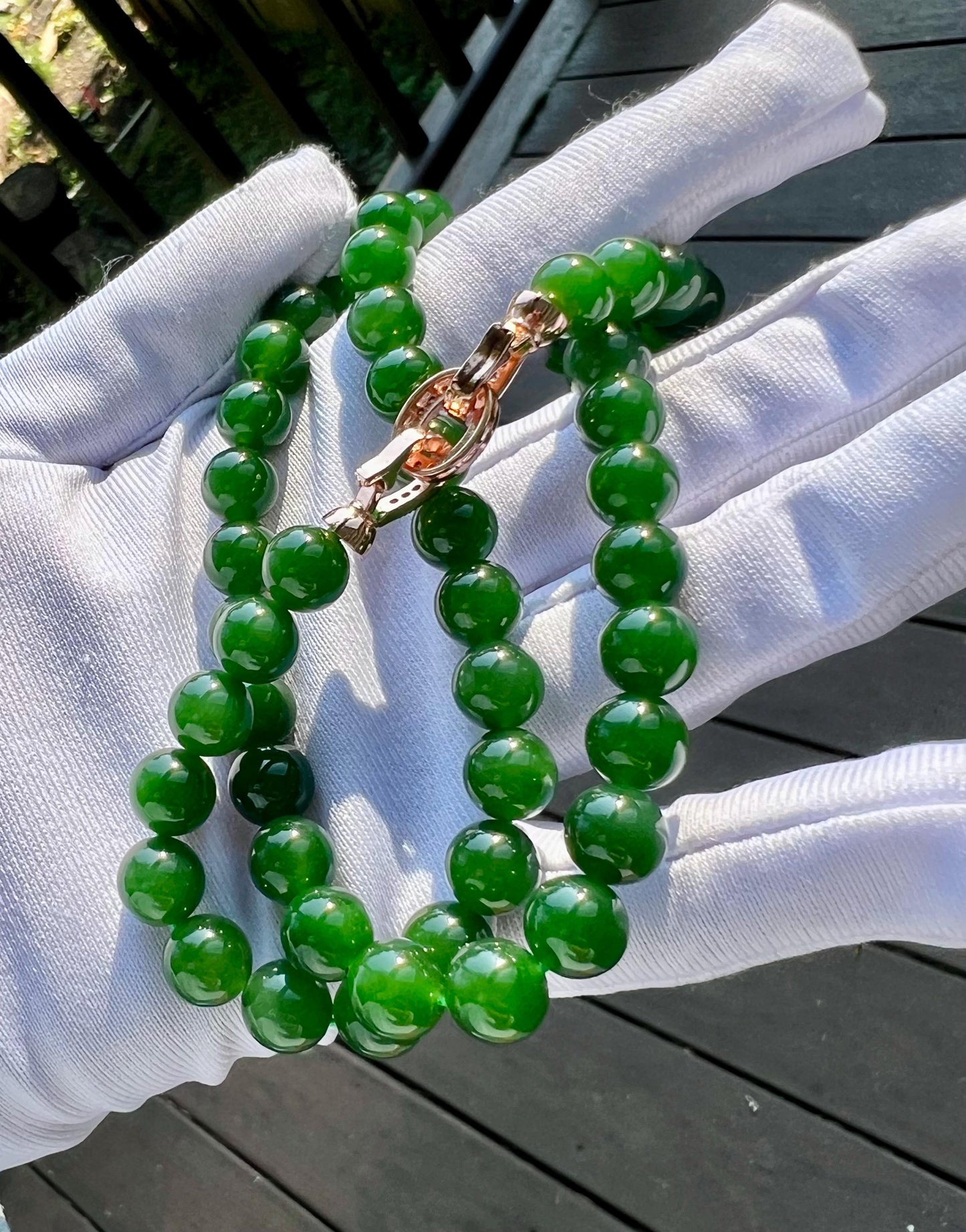 8mm+ Certified natural nephrite green jade/Siberian green nephrite necklace /rich bright green color 天然精品软玉 俄料碧玉项链 辣阳绿 #1831 高色