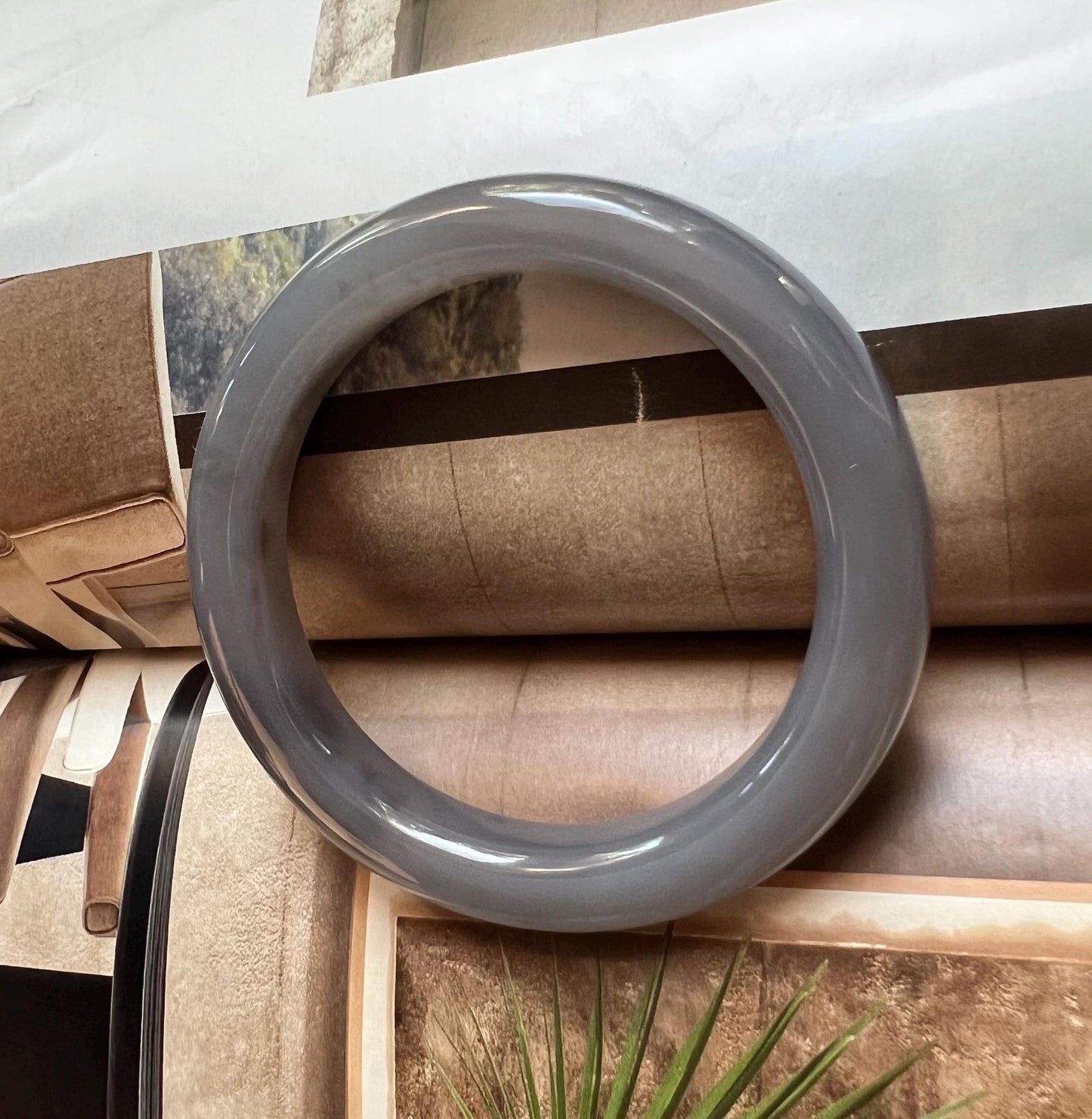 54.8mm Certified natural jade/ old mine purple nephrite bangle /bracelet 紫气东来 天然软玉 老矿烟紫正圈手镯 平安镯 香芋紫双色 老熟料#0389 冰润糯 意境烟紫