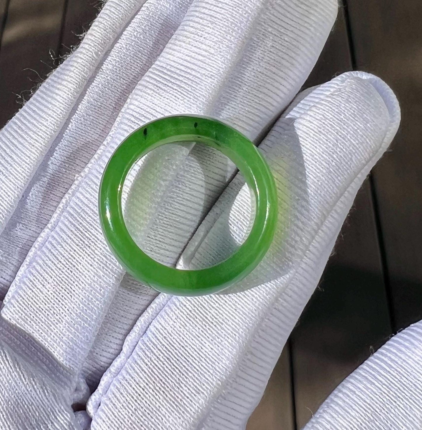 15.9mm Certified nephrite green jade/green nephrite ring/ bright green color band ring 天然碧玉指环 戒指扳指 正阳绿 戒圈#6385 US size5
