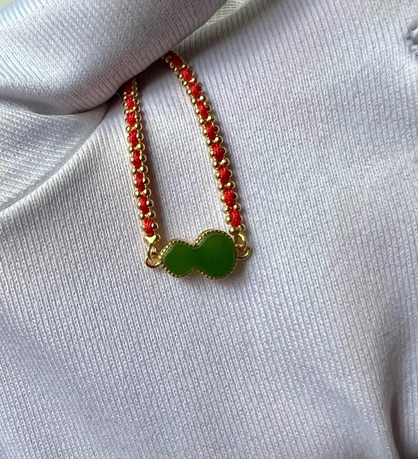 Certified natural nephrite green jade/ green nephrite gourd inlaid S925 bracelet 天然软玉 碧玉葫芦镶嵌纯银手链 #0913 红绳手链