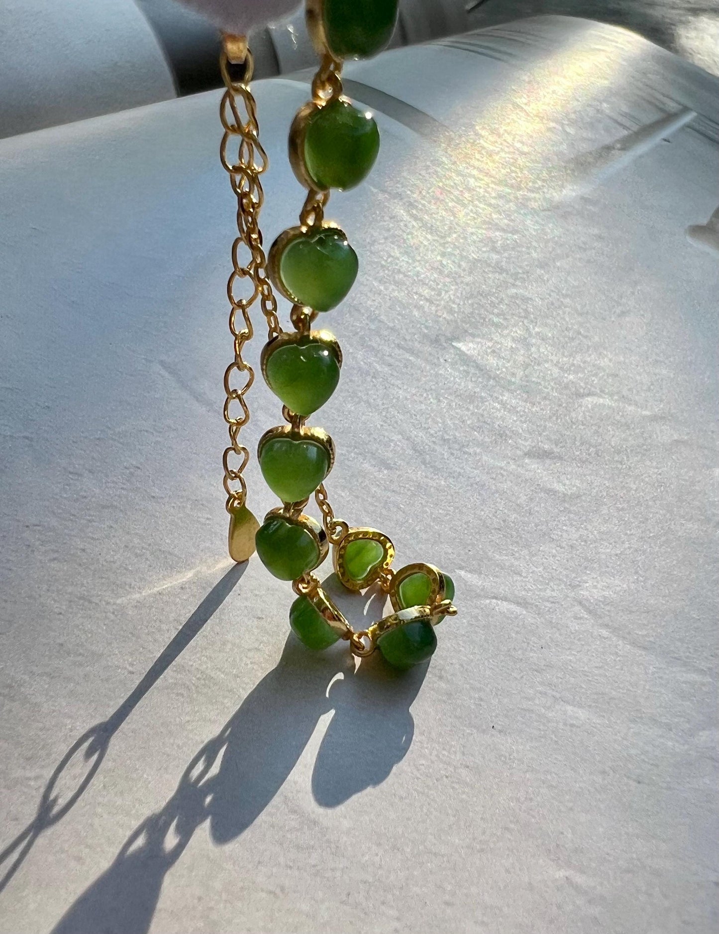 Certified natural nephrite green jade/ green nephrite heart inlaid S925 bracelet /bright green 天然软玉 碧玉爱心镶嵌纯银手链 #3581 冰阳绿