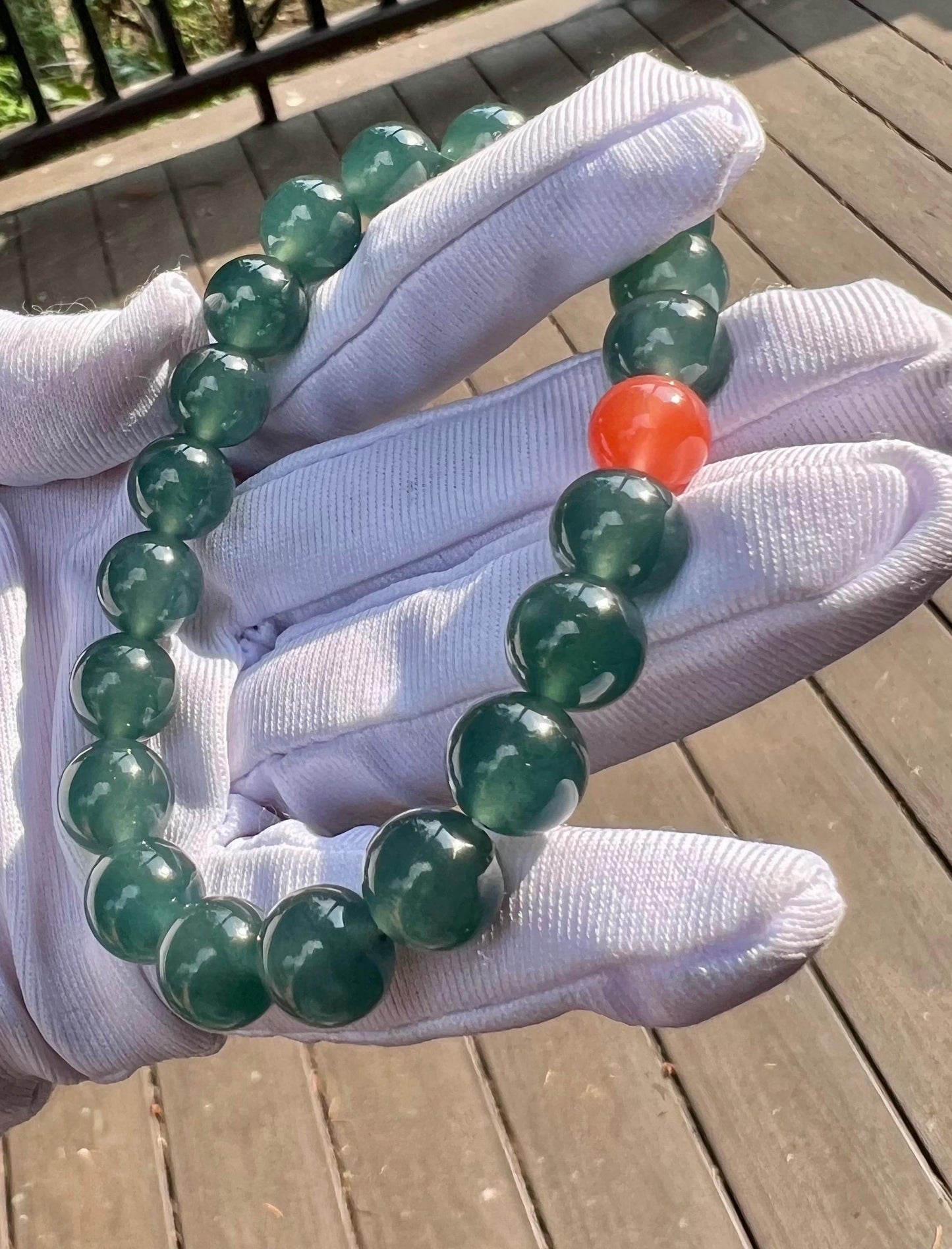9.8mm Certified natural untreated Grade A Jade bracelet/Guatemala Jadeite bracelet/icy blue Jadiete 天然精品无优化冰种蓝水翡翠手串 刚性足 起胶起莹光#0570 湖蓝色
