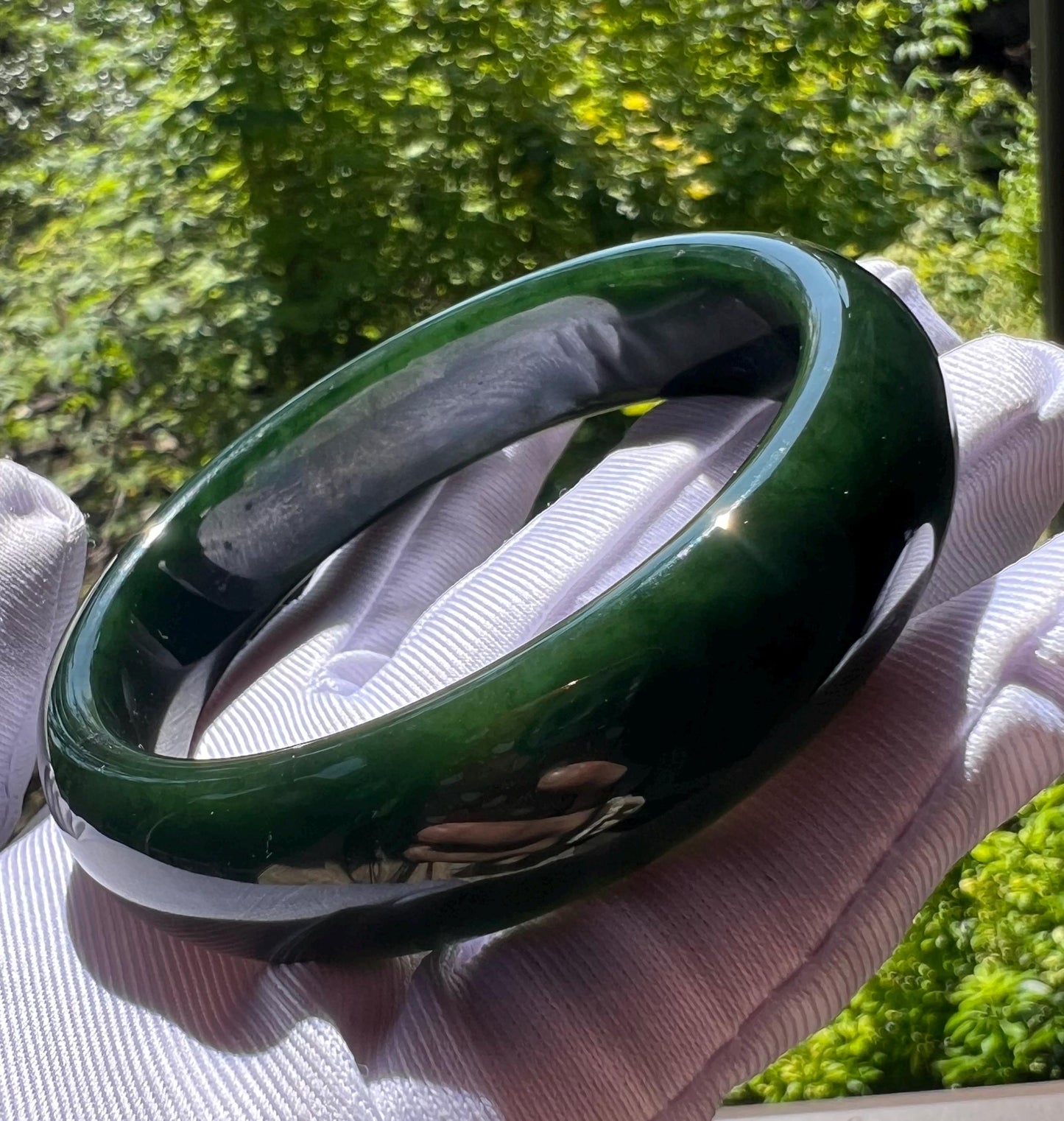 59.7mm Certified natural nephrite green jade/ green nephrite Bangle/dark green 天然软玉 老料碧玉 正圈手镯 平安镯 满色满肉 #4947 深绿色