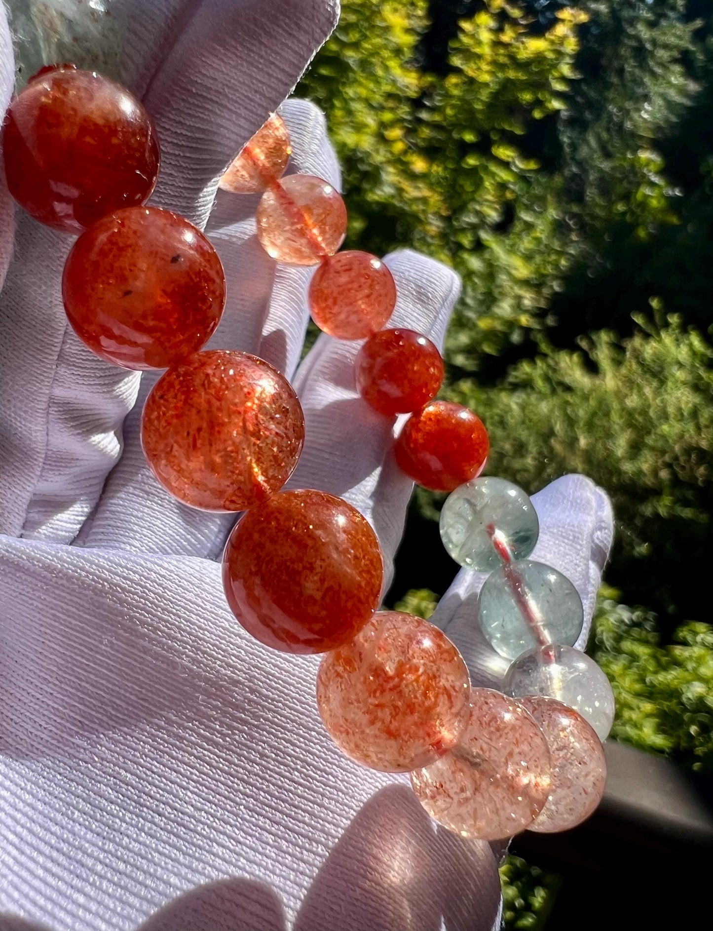 10mm+ Certified natural Arusha bracelet, golden sunstone and light green Beryl/powerful crystal 天然精品 阿鲁沙金太阳石手串 金草莓绿柱石共生#5501