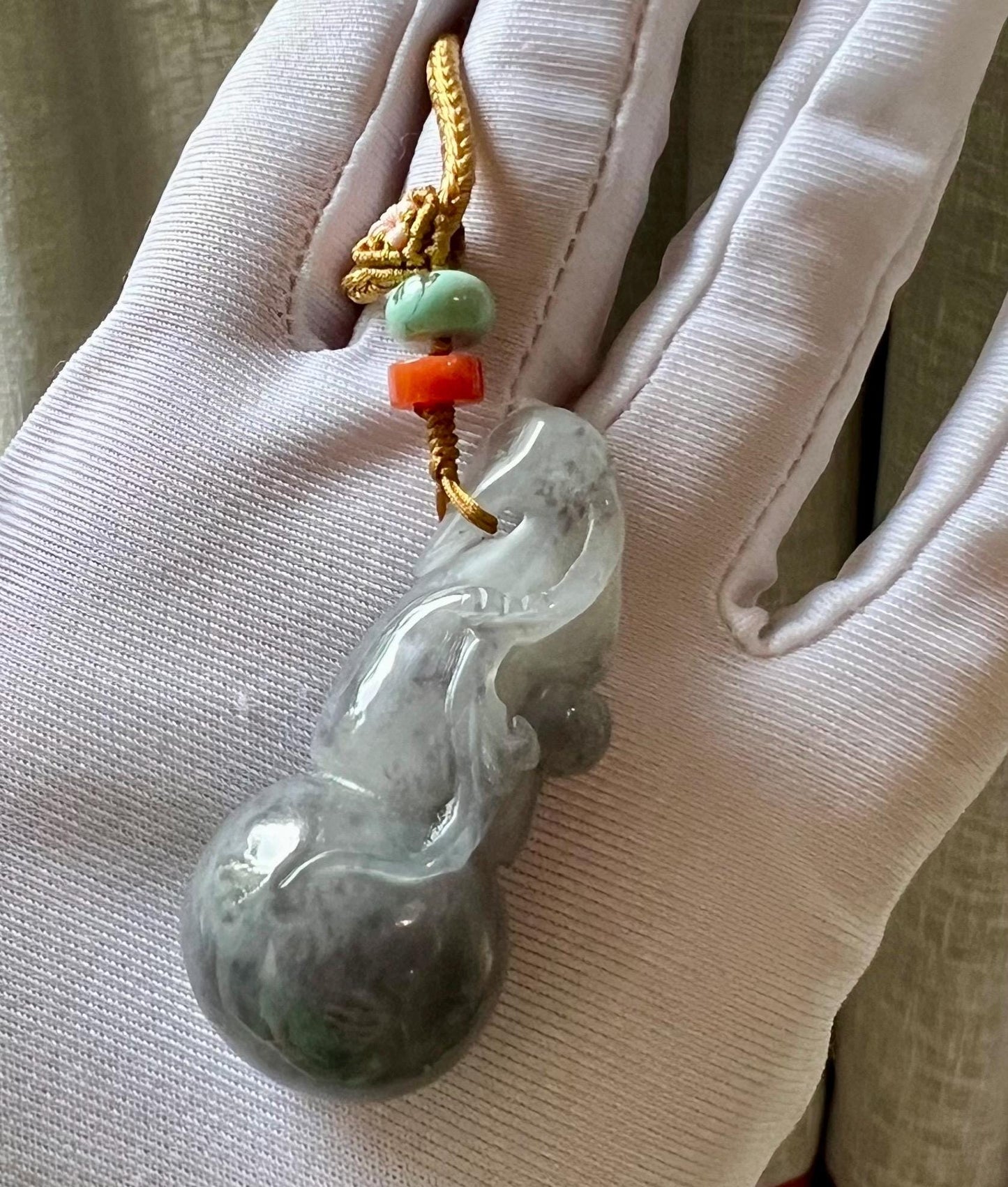 Certified natural nephrite gourd pendant /purple white nephrite/carving gourd pendant/ necklace 天然软玉 紫白青花葫芦吊坠 紫白半山水#7308