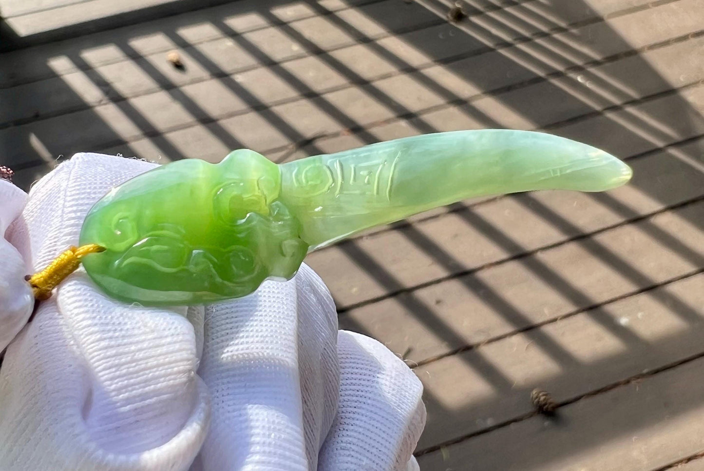 Certified natural nephrite green jade/chatoyant green nephrite Dragon Sword pendant necklace 天然软玉 碧玉 冰绿猫眼 睚眦宝刀 吊坠项链#0289