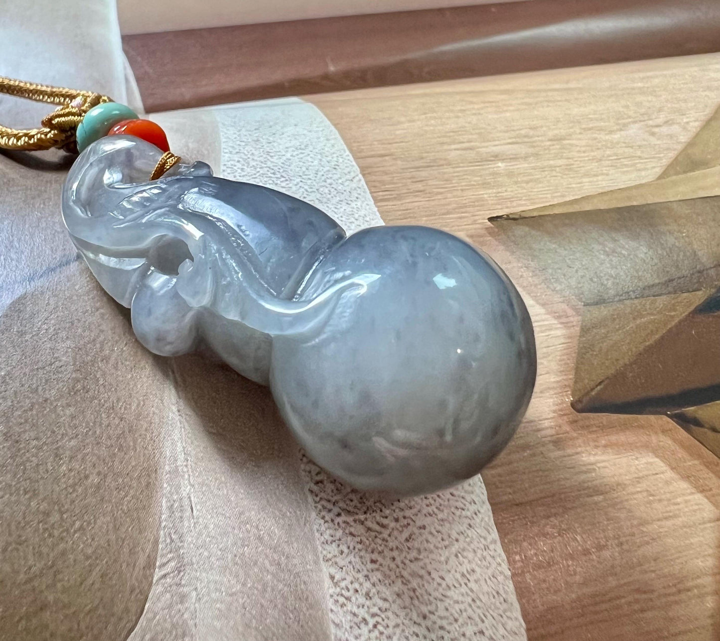 Certified natural nephrite gourd pendant /purple white nephrite/carving gourd pendant/ necklace 天然软玉 紫白青花葫芦吊坠 紫白半山水#7308