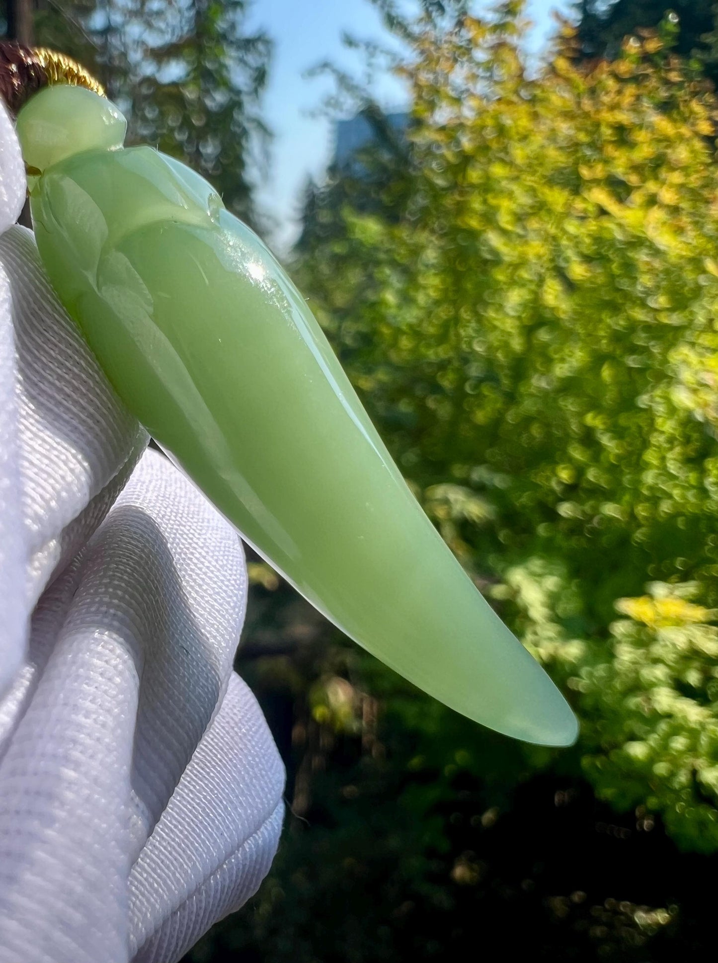 Nephrite Jade lucky pepper Pendant Necklace: Green extra fine interlayer Gemstone#1434 天之椒子