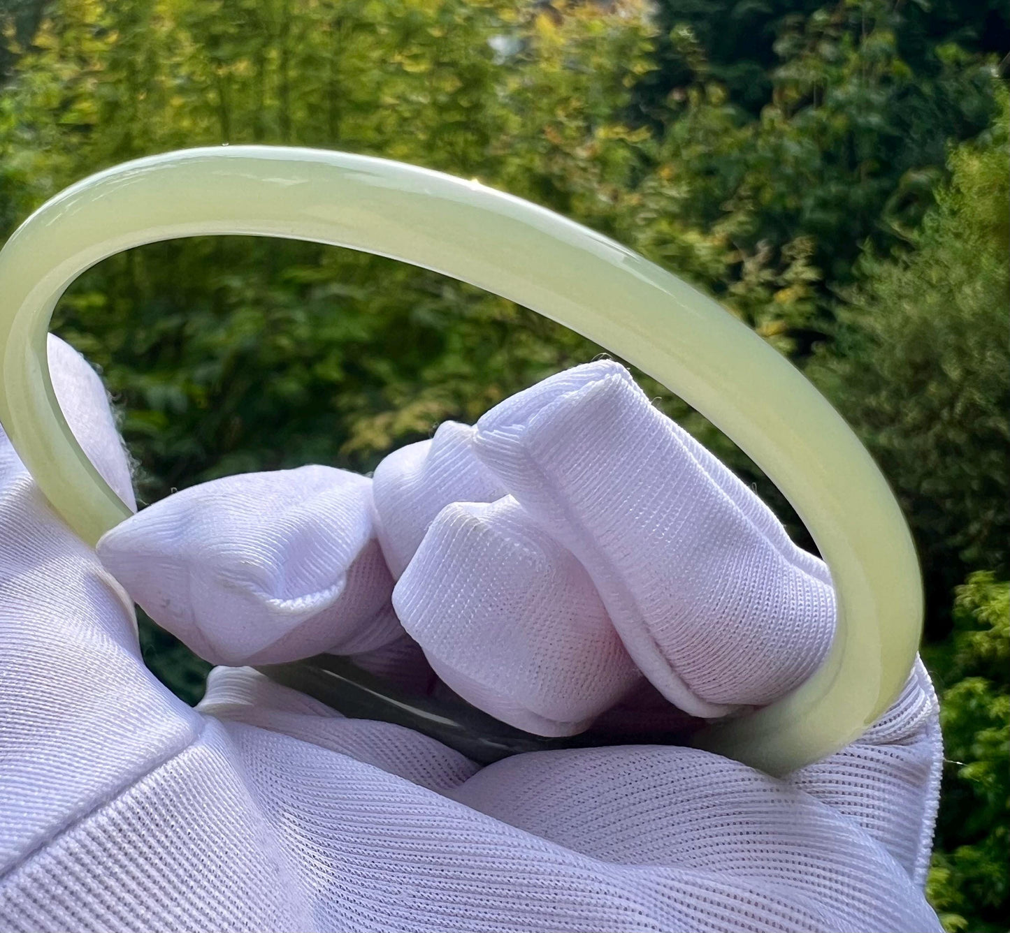 59.2mm Certified natural jade/ icy light green with purple nephrite thin Bangle 天然软玉 晴水带紫 细圆条手镯 美人条 冰润起莹光 #0747 叮当镯