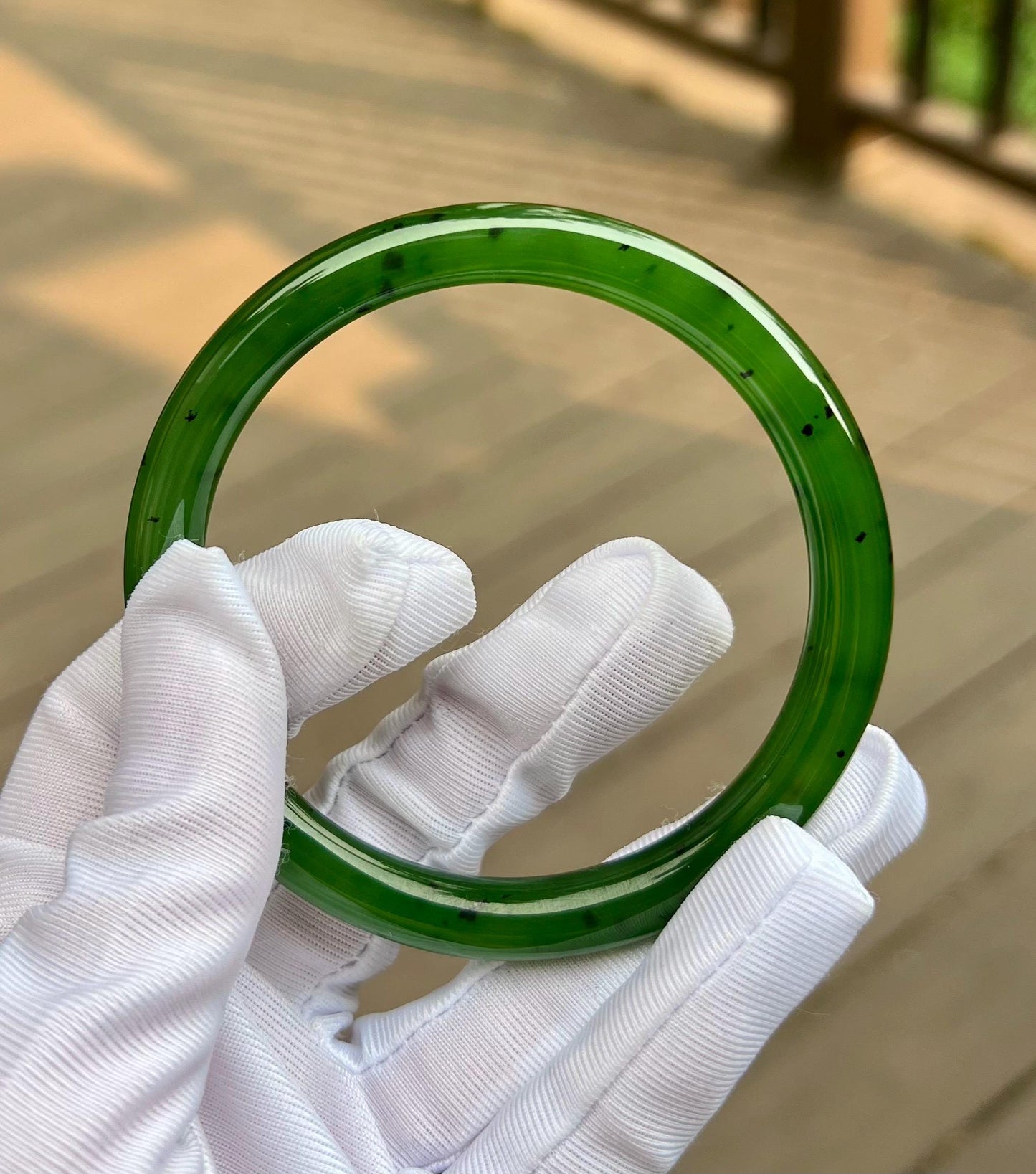 Certified Green Nephrite Jade Bangle: Natural Round Jadeite Bracelet (61.2mm, 34.04g #0391