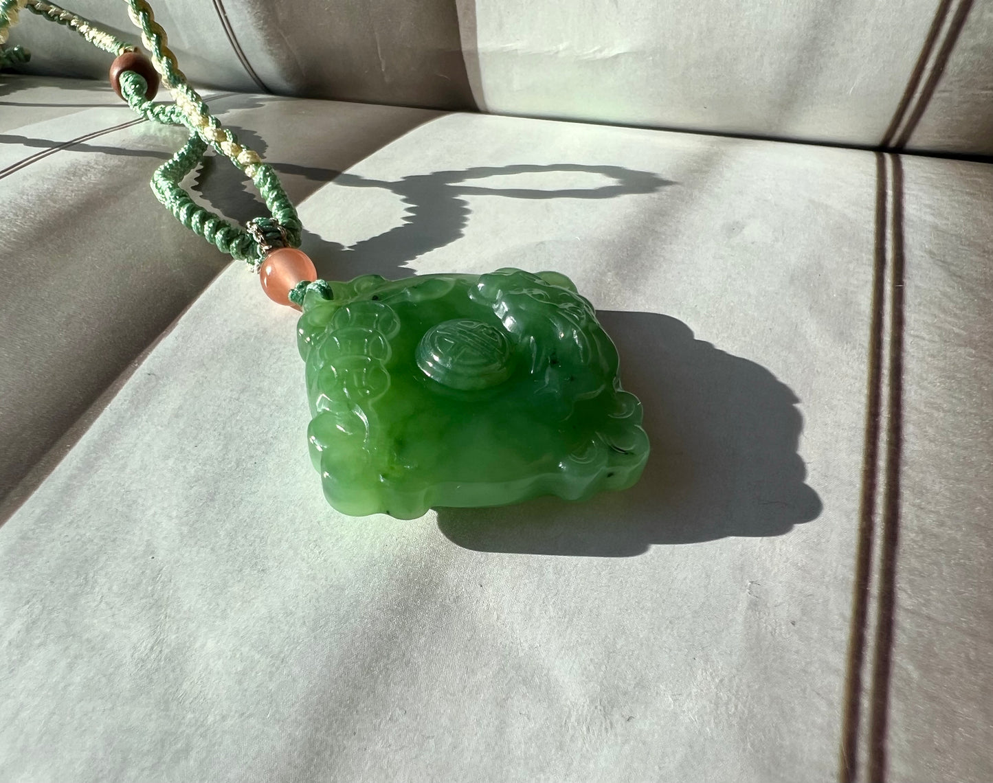 Certified natural nephrite green jade/apple  green nephrite square safety pendant necklace天然俄料碧玉 无事牌 吊坠 项链 果绿 油润  #0601 双面雕刻