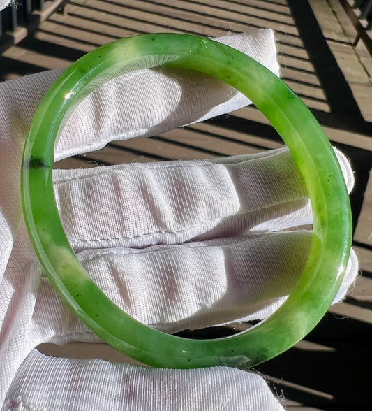 53mm Certified natural nephrite green jade/   green nephrite oval Bangle/oily apple green 天然碧玉 果阳绿 碧玉手镯 贵妃镯 #0377