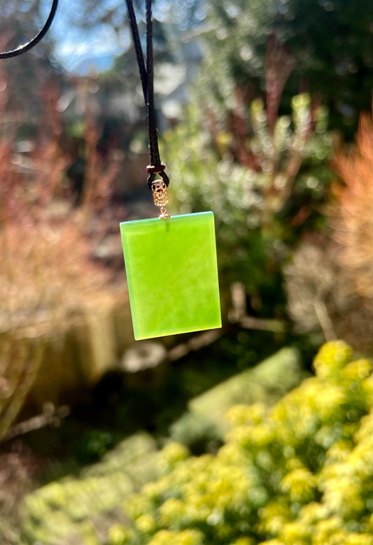 Certified natural nephrite green jade/Siberian green nephrite rectangle safety pendant necklace/light to dark green天然精品 俄料碧玉无事牌 #5868 18k金扣头