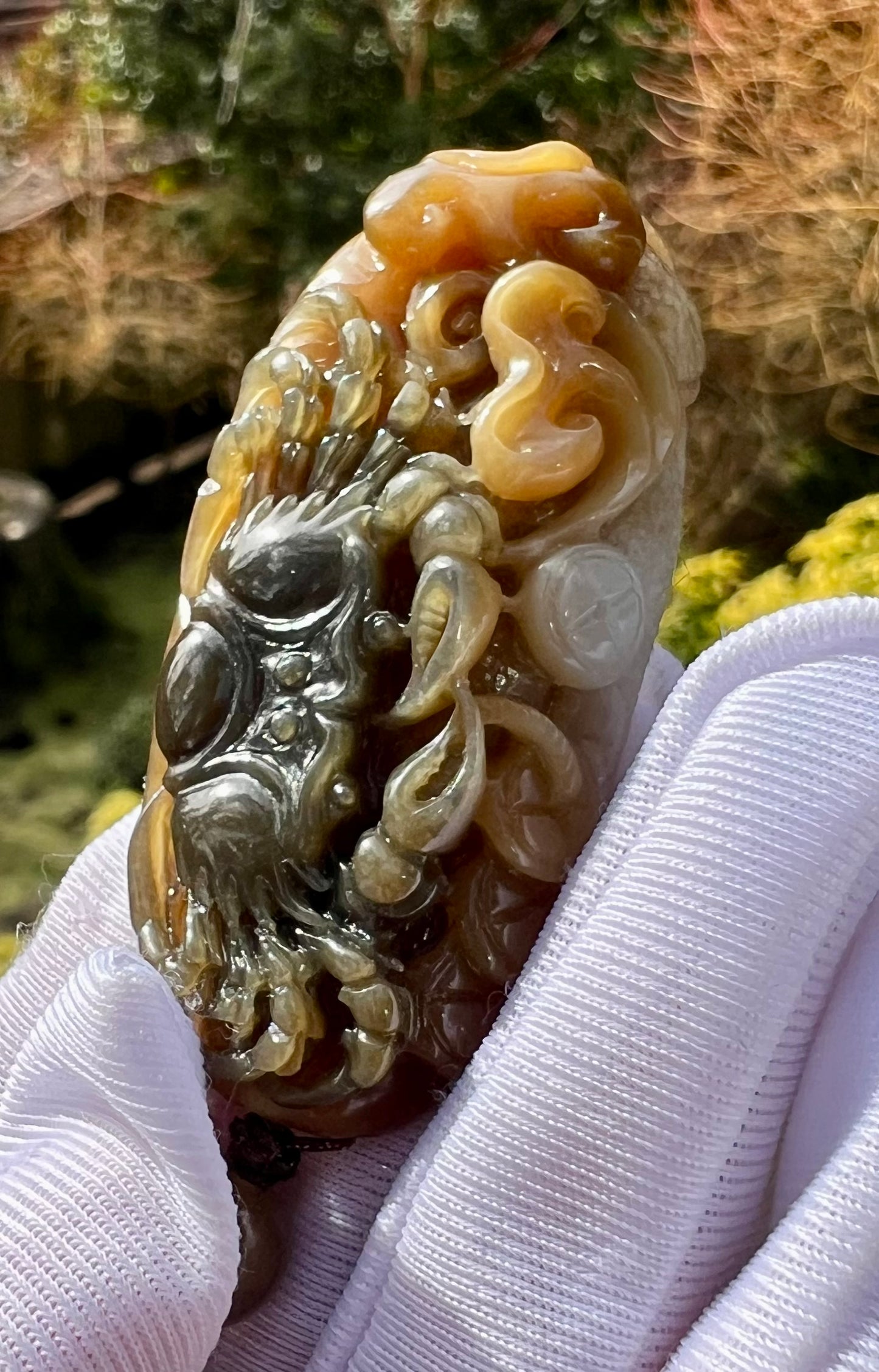 Certified natural jade/tri-color nephrite carved Crab and Ruyi pendant/necklace天然精品 楼兰三色玉 青花 糖 白玉 吊坠#1955 八方来财 富甲天下