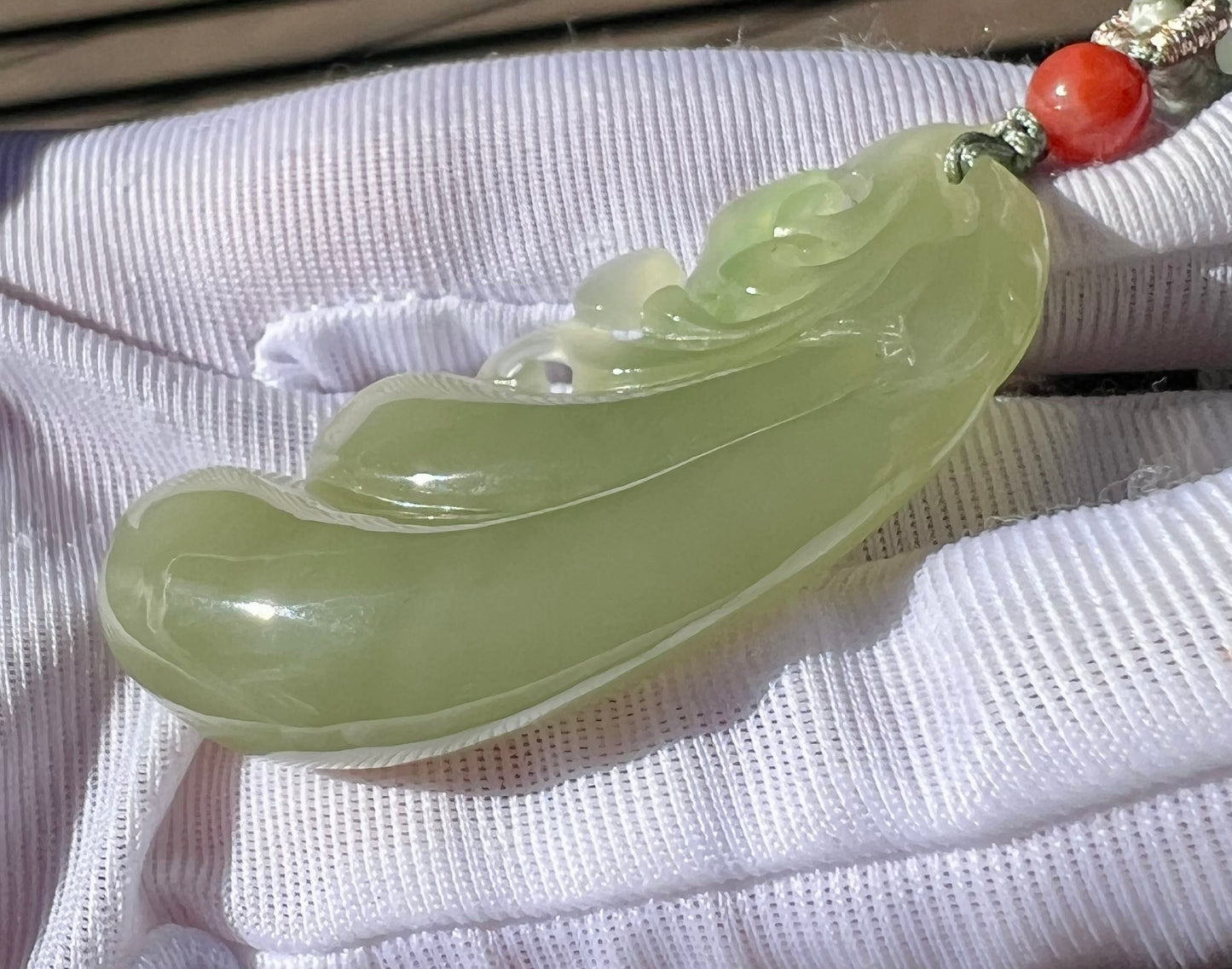 Certified natural jade Qinghai qingshui Nephrite with emerald green pendant/carved eggplant and magpie/ necklace天然青海晴水俏翠青 吊坠#6051 双喜临门 福寿绵延