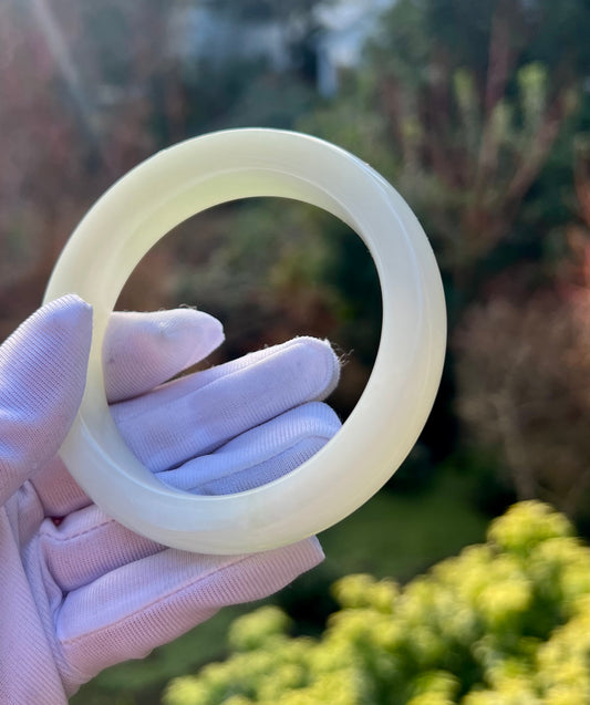 57.5mm Certified natural jade /Siberian old mine White Nephrite bangle bracelet/wide bangle/天然精品 俄料老矿白玉 手镯 宽版直切平安镯 #0329 油润糯