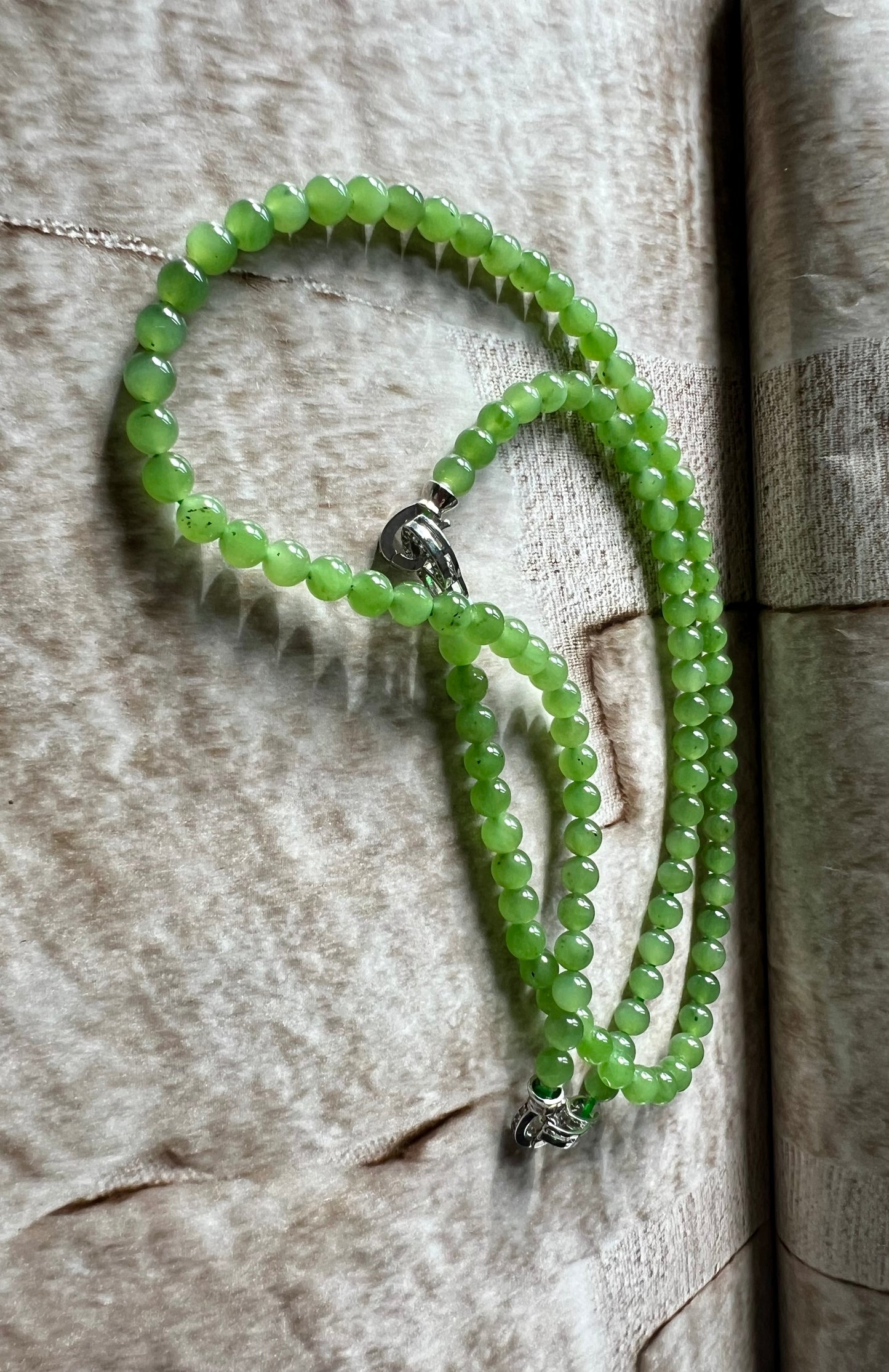 5.8mm Certified natural nephrite green jade/icy apple green nephrite necklace/bracelet/108 beads/multi purpose天然俄料碧玉项链 108万能链#0319 嫩苹果绿