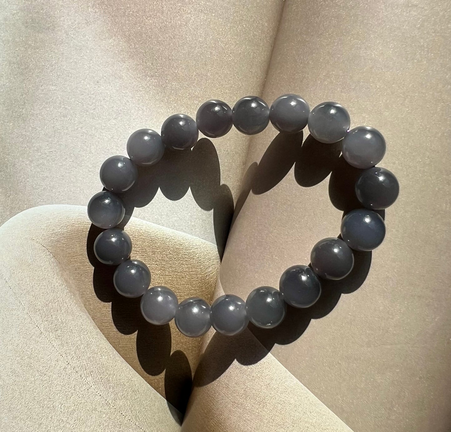 10mm Certified natural jade Qinghai old mine purple nephrite bracelet/icy grape Purple nephrite/天然精品 青海老矿烟紫玉手串 葡萄紫 熟料细料#0950 冰润细糯