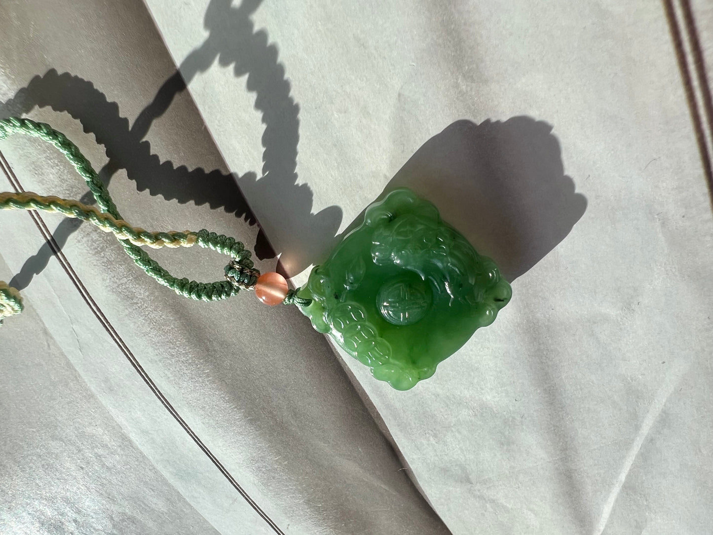 Certified natural nephrite green jade/apple  green nephrite square safety pendant necklace天然俄料碧玉 无事牌 吊坠 项链 果绿 油润  #0601 双面雕刻