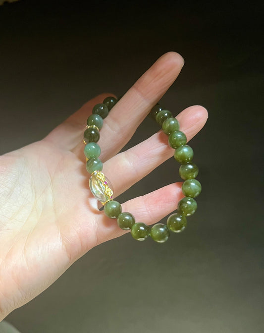 Certified Natural Siberian green nephrite Bracelet/chatoyant spinach green nephrite/Hetian jade/925 silver charm/ 俄料老矿碧玉猫眼 手串 茶猫#0322
