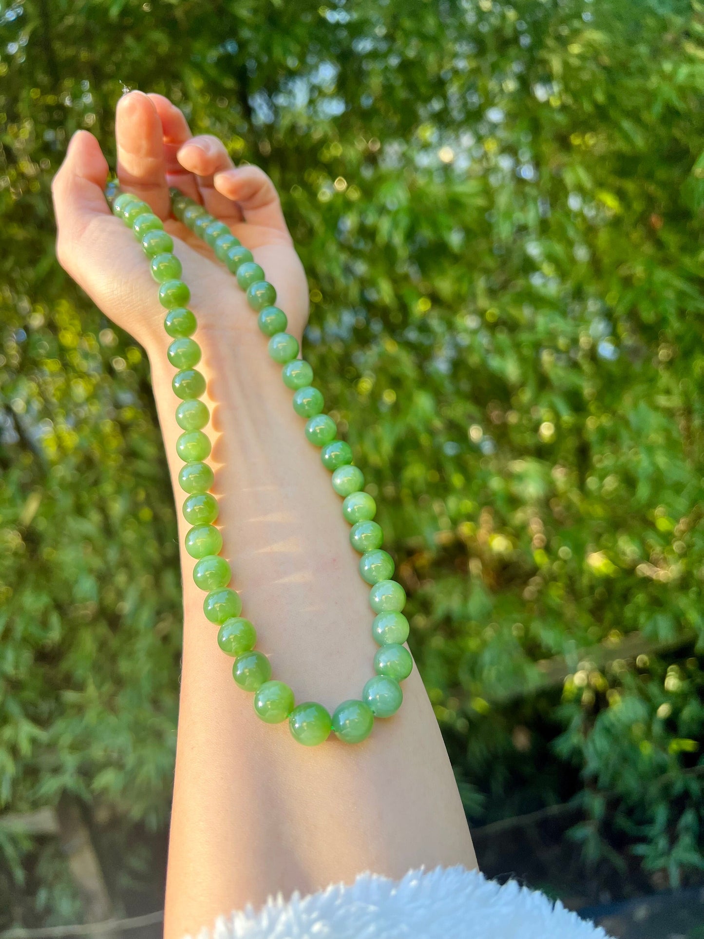 Certified 10mm Natural Siberian Green Nephrite /Jade necklace/high quality green nephrite some cat eye 天然和田玉 乌兰海碧玉项链 肉底阳绿 部分带猫眼 无黑点#3614