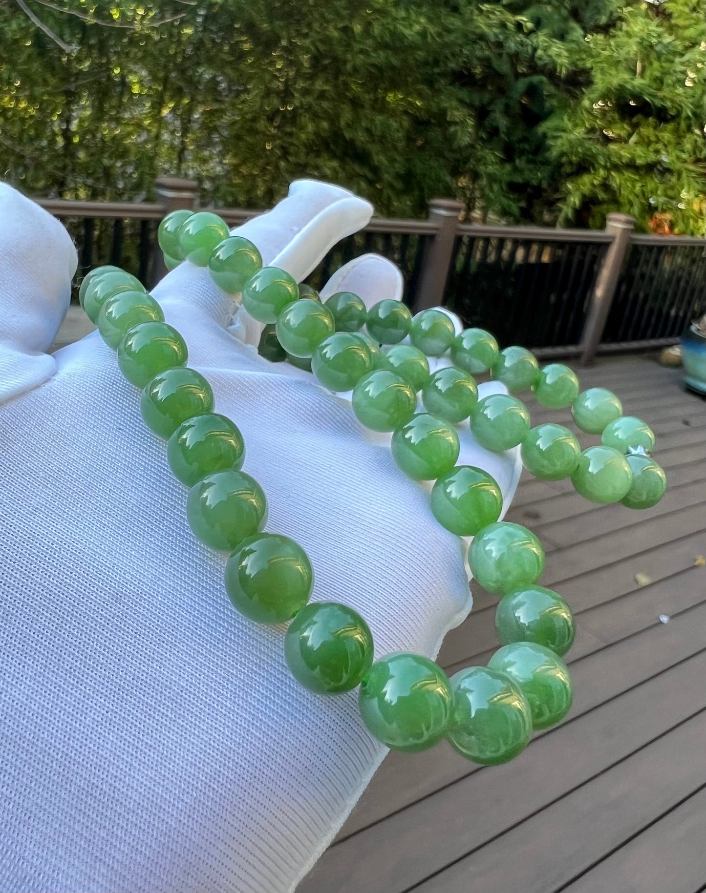 Certified 10mm Natural Siberian Green Nephrite /Jade necklace/high quality green nephrite some cat eye 天然和田玉 乌兰海碧玉项链 肉底阳绿 部分带猫眼 无黑点#3614