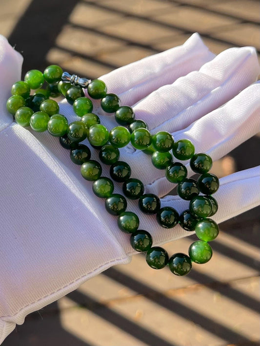 8mm Certified Natural hetian jade Siberian Green Nephrite necklace /icy spicy green nephrite 天然精品和田玉 俄料碧玉项链 冰底辣色 #4732