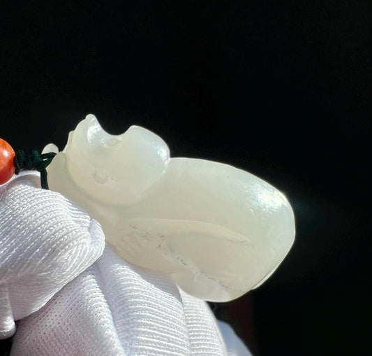Certified natural hetian jade/ Siberian white and black nephrite carved monkey pendant/ necklace天然和田玉 俄料白玉 白玉带青花 雕刻灵猴吊坠 #7335 小尺寸