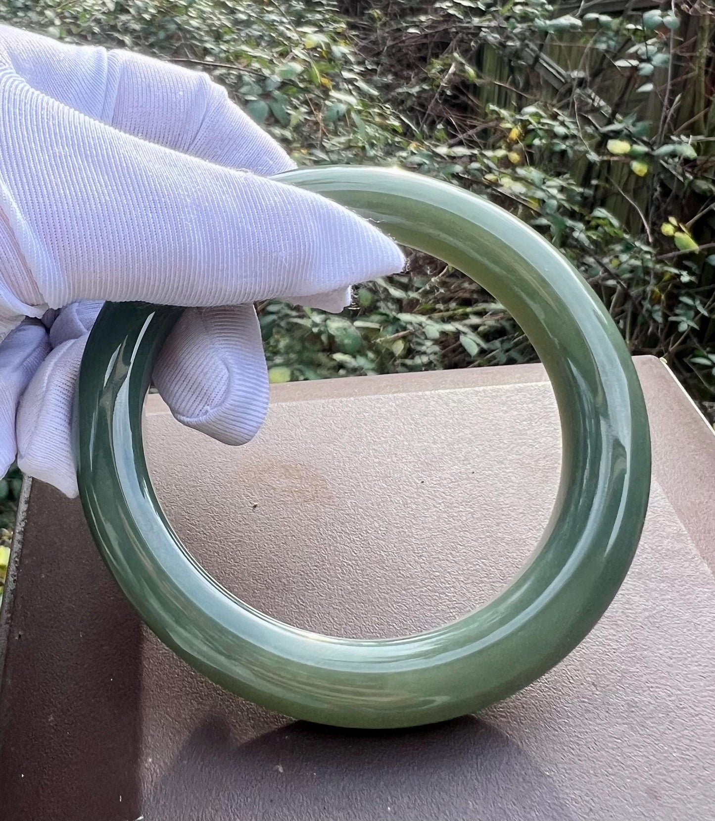 60.5mm Certified natural hetian jade /greenish blue Nephrite bangle/ bracelet/天然和田玉 且末青玉手镯  蓝青玉带糖正圈手镯 平安镯 #0790 油润