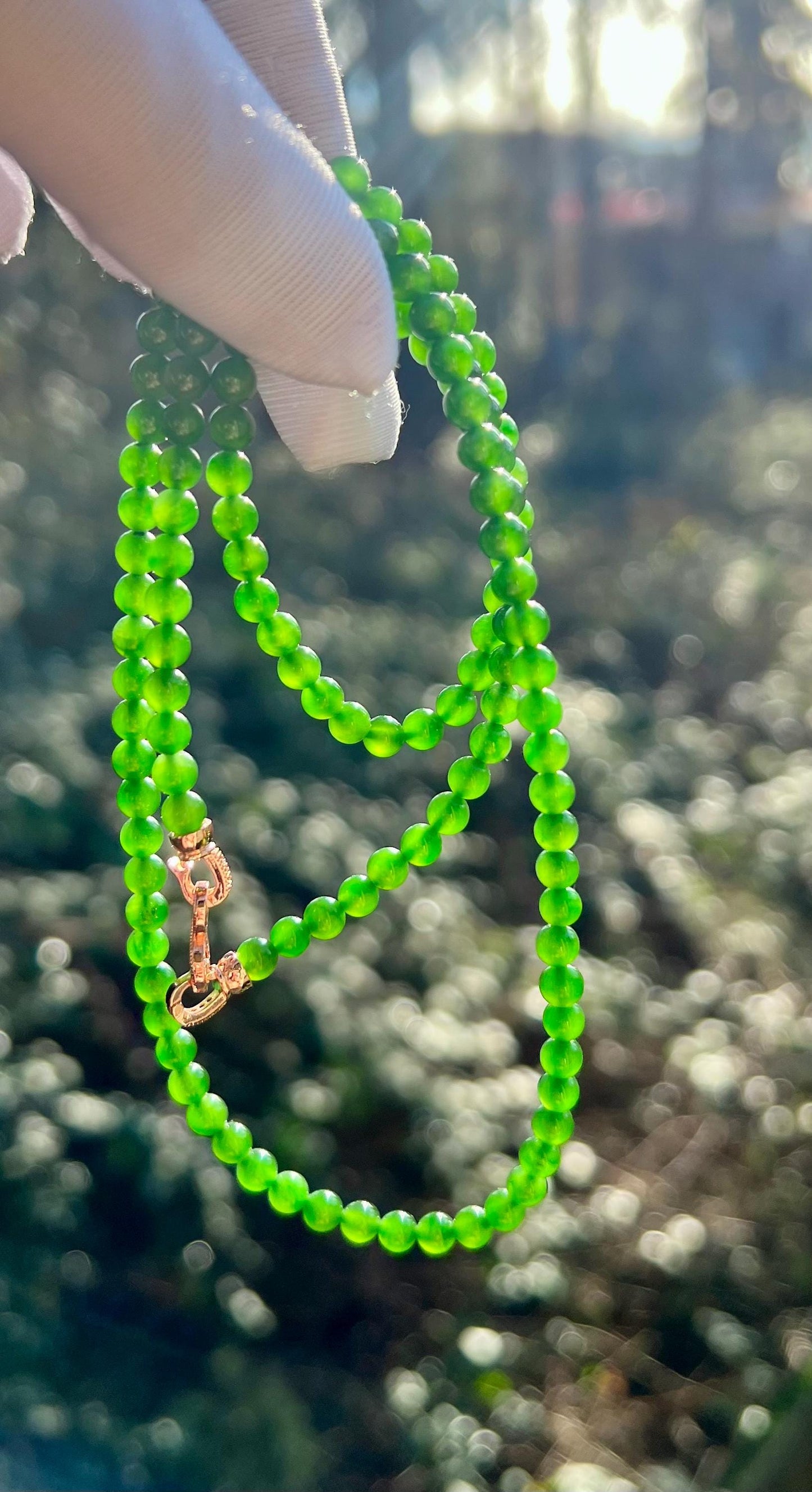 4.5mm Certified natural Hetian jade Siberian green nephrite necklace/bracelet/High chroma green nephrite/天然精品和田玉 俄料碧玉项链 小米珠#3466 高色辣阳绿