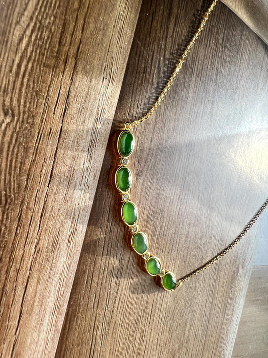 Certified natural hetian jade Siberian green nephrite Pendant  Sterling Silver necklace   天然精品和田玉 俄料碧玉果阳绿 新中式微笑项链#6063 纯银镶嵌