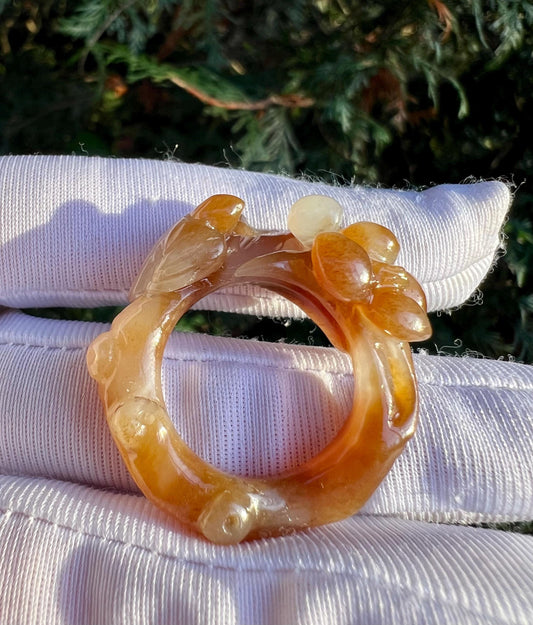 18.1mm Certified natural Hetian jade Qiemo jinshan Brown white Nephrite flower ring/red brown band 天然精品和田玉 金山糖白玉 指环 戒指 糖白玉戒圈 立体雕刻花扳指#1072