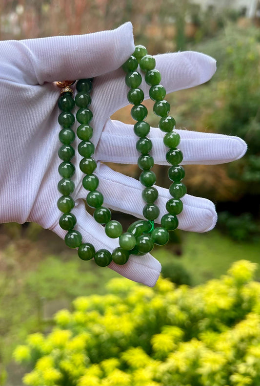 Certified natural hetian Jade Siberian green nephrite necklace /rich green color/green nephrite donut 天然和田玉 俄料碧玉项链 阳绿起莹光 #3491 碧玉甜甜圈