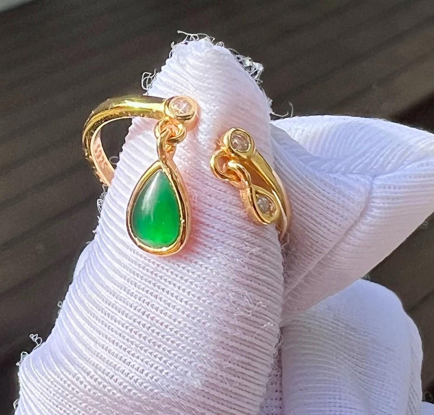 Certified natural Grade A Green Jade ring /green Jadiete inlaid ring, sterling silver天然A货翡翠 危料满绿水滴形翡翠戒指  起胶起莹光#0276