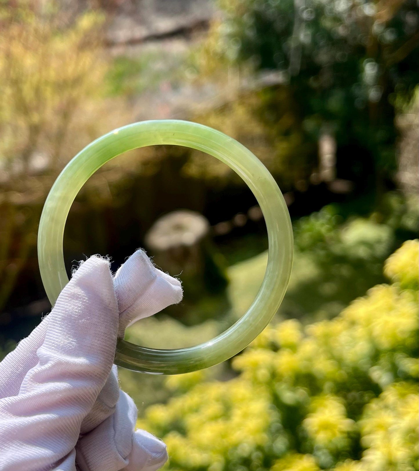 59.9mm Certified natural icy light green with emerald green nephrite Bangle 天然晴水玉带翠  细圆条手镯 美人条 冰润起莹光 #0742