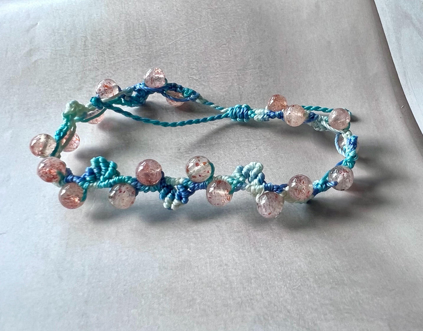 Hand braided bracelet /natural golden sunstone beads / 手工手绳/手编绳手链 搭配金太阳石圆珠 叠戴神器