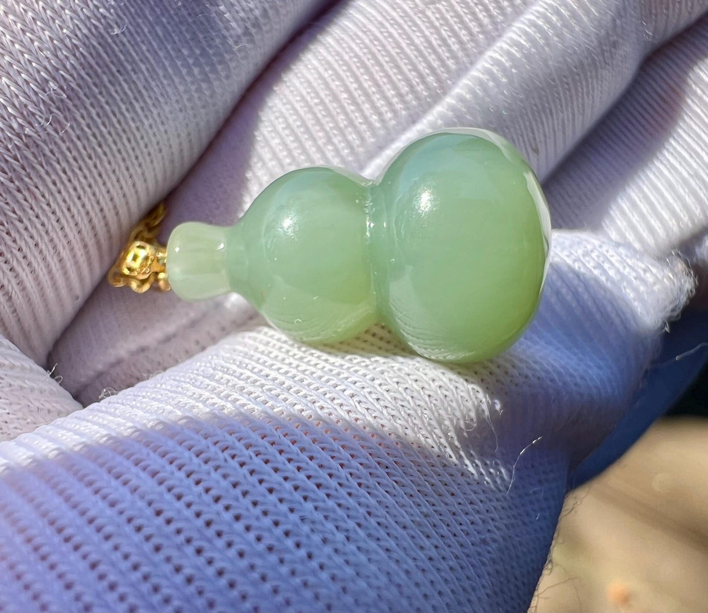 Certified natural nephrite green jade/light bluish green nephrite/carving gourd pendant necklace天然碧玉 粉青起莹光 葫芦吊坠项链18k金扣头#1727