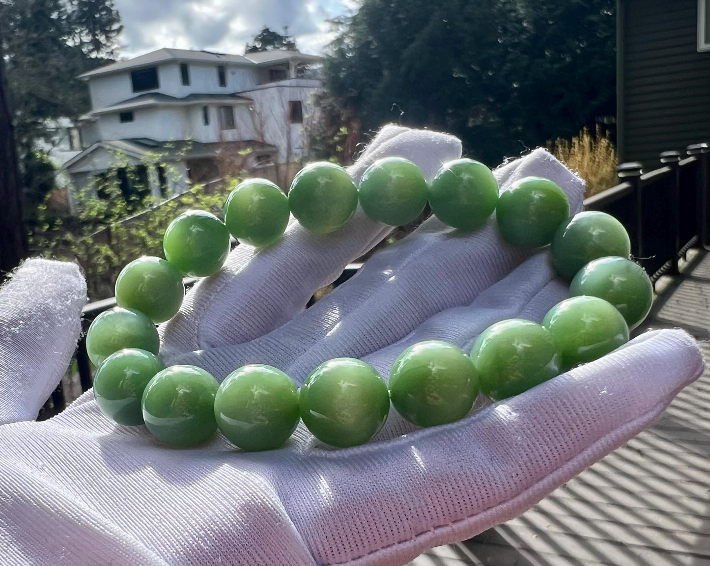 12mm Certified natural nephrite green jade/vivid chatoyant green nephrite Bracelet天然精品软玉 碧玉手串 夹层料碧玉 粉青猫眼#1810 细糯油