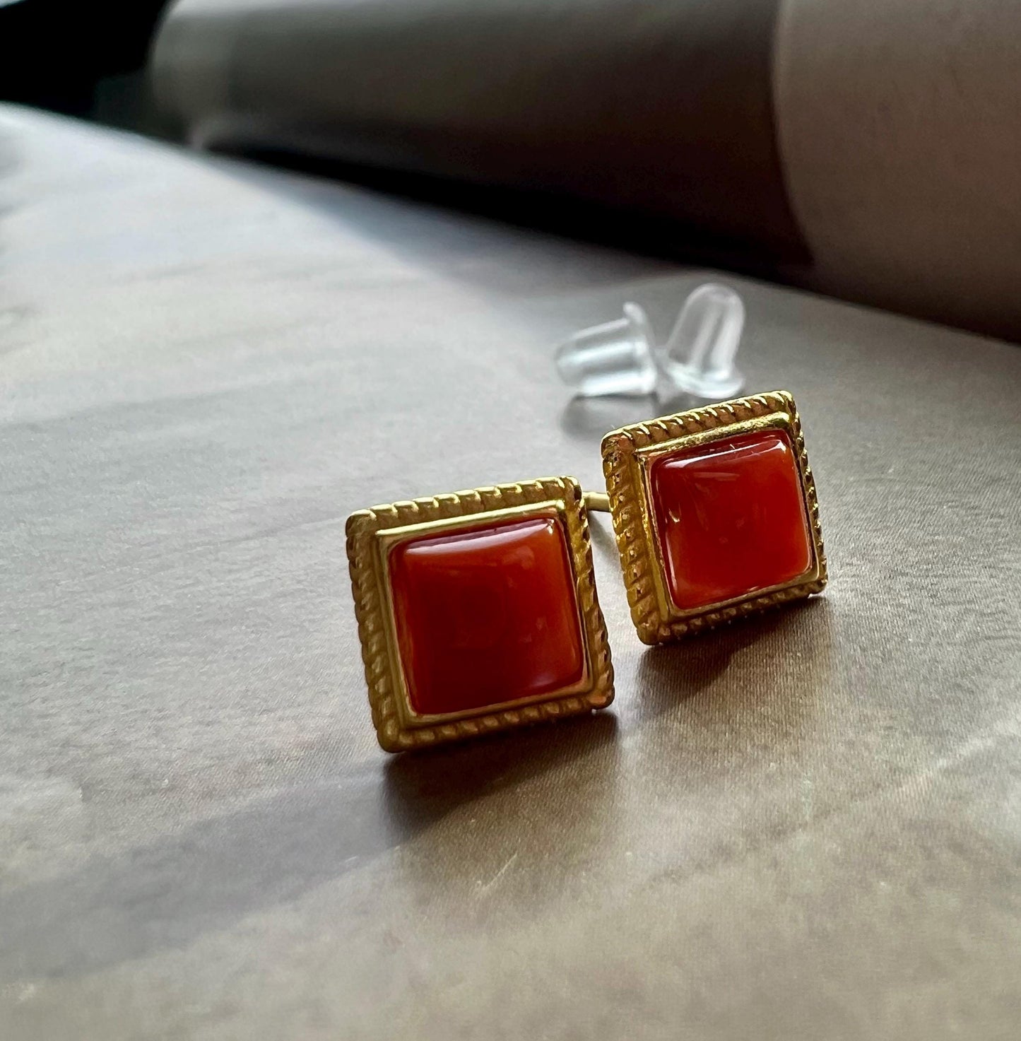 Certified natural Sichuan Nanhong agate earrings/Southern Red Agate square stud earrings/sterling silver天然精品川料南红耳钉/纯银镶嵌#0115 小方块耳钉/柿子红