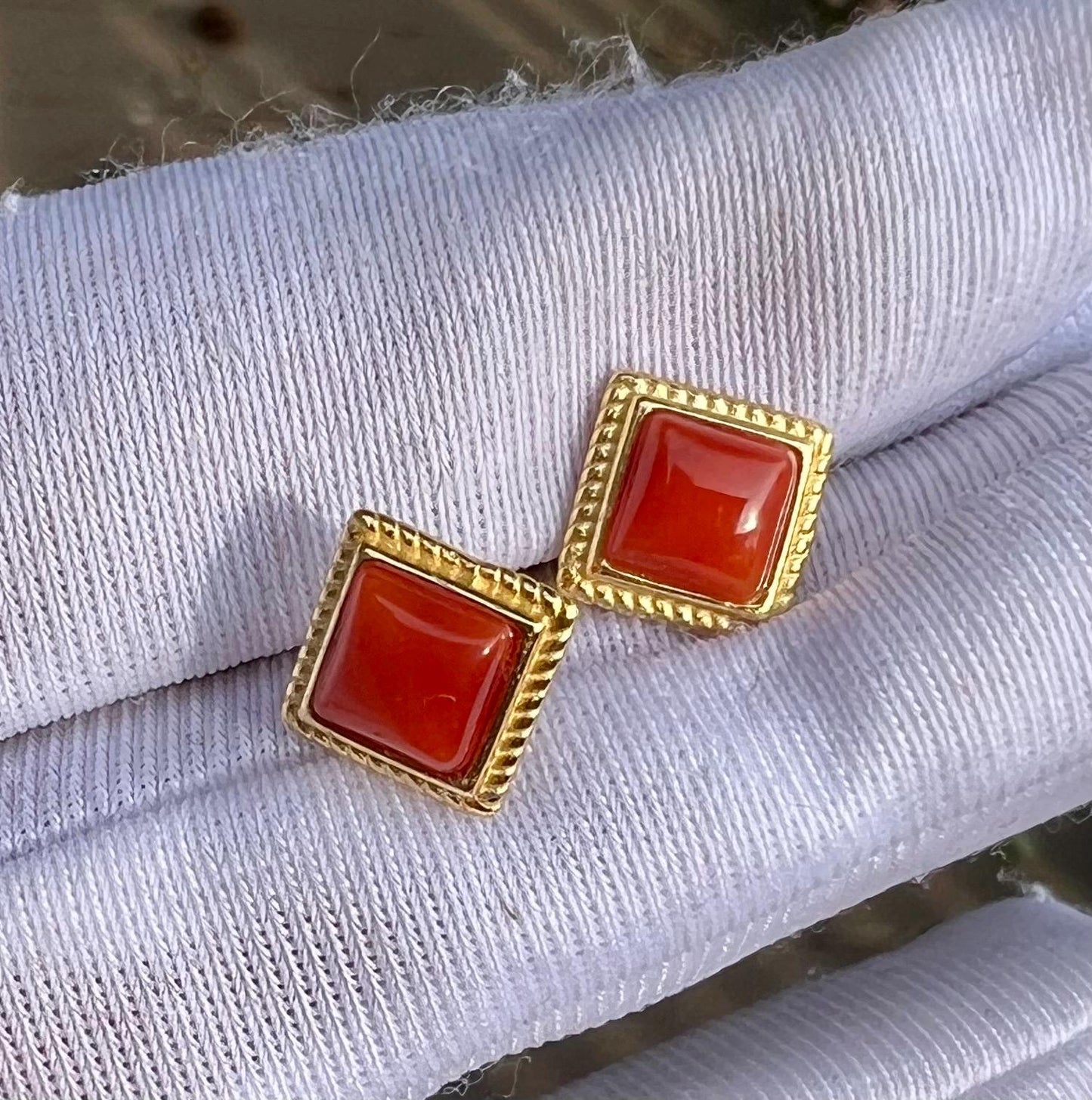 Certified natural Sichuan Nanhong agate earrings/Southern Red Agate square stud earrings/sterling silver天然精品川料南红耳钉/纯银镶嵌#0115 小方块耳钉/柿子红