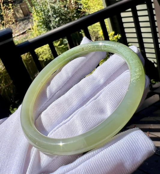 57.5mm Certified natural icy light green with emerald green nephrite Bangle 天然软玉 冰晴水俏翠青  细圆条手镯 美人条 冰润起莹光 #0799